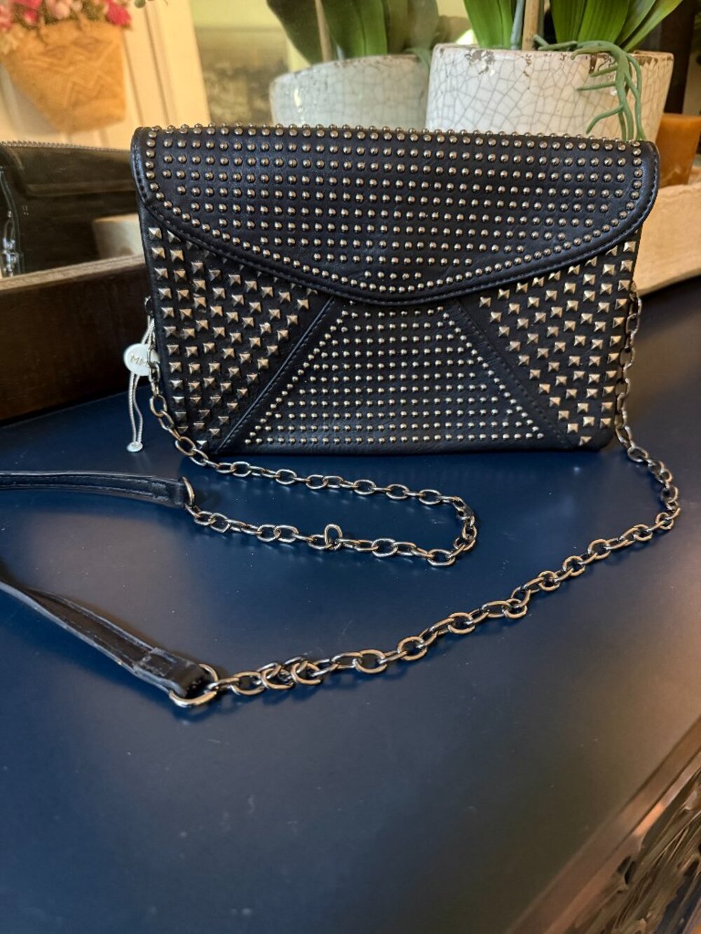 MMS BLACK LEATHER STUDDED HANDBAG
